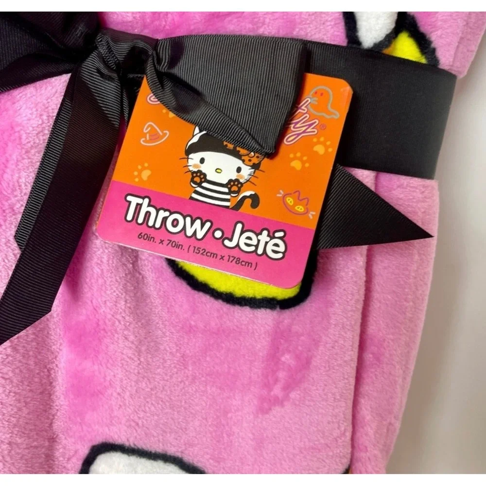 Hello Kitty Halloween Throw‎ Blanket Pink Candy Corn New 60x70